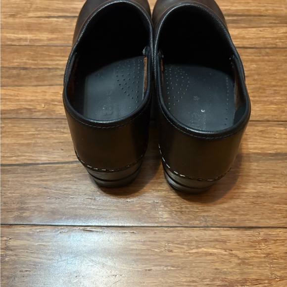 Sanita The Original Danish Clogs Women’s Shoes Brown Leather Size 42 - Picture 7 of 12